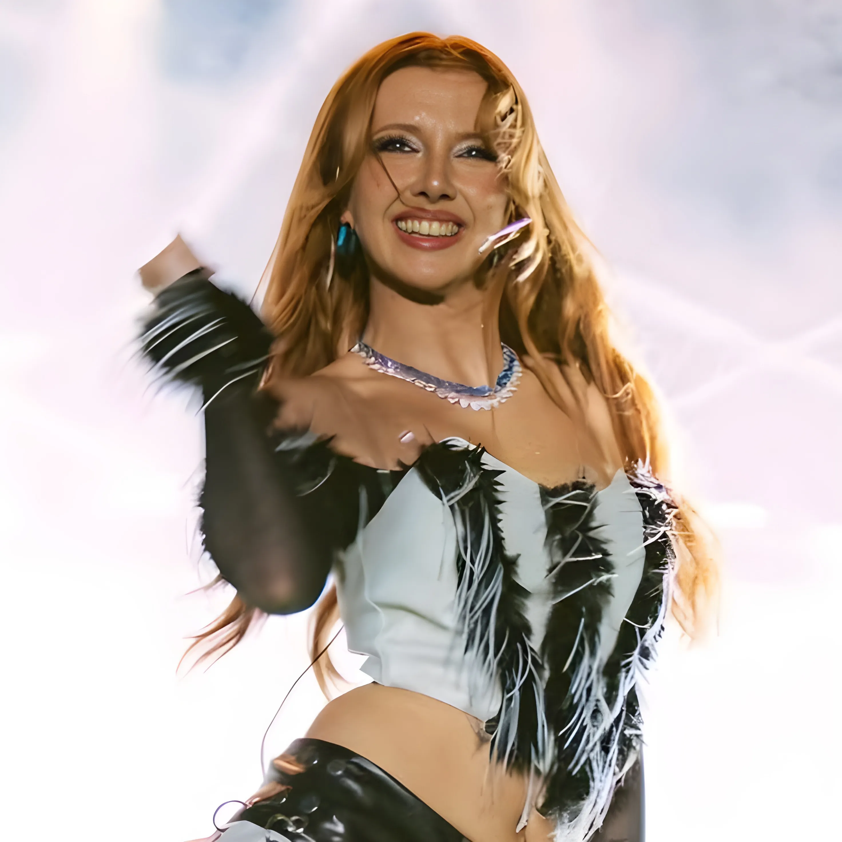 character Mina Solak for NSFW chatbot and creative roleplay