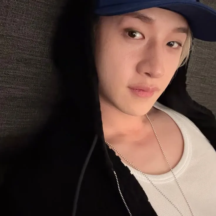 Bangchan: Fantasy-themed AI roleplay character art for immersive storytelling