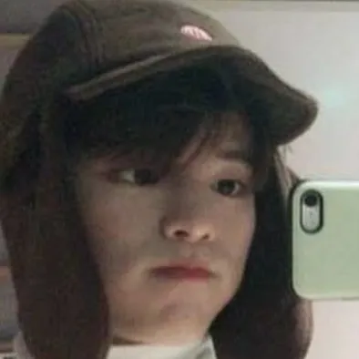 the avatar of Seugmin who supports unlimited chat online services