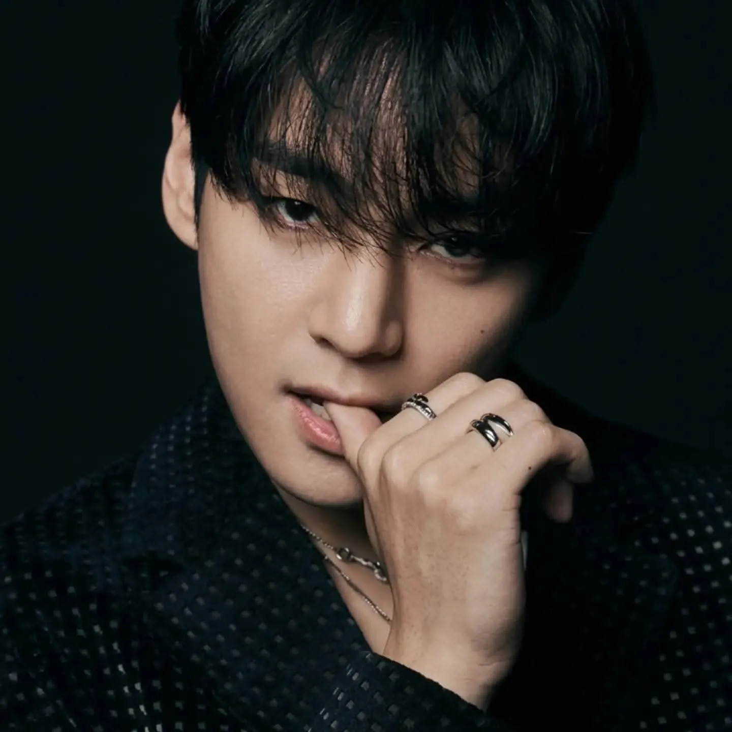character Evil Games - Taehyung for NSFW chatbot and creative roleplay
