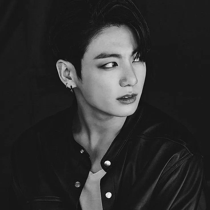 Jeon Jungkook: Chat with our AI box, ready for chatbot online free and ask ai anything you want.	