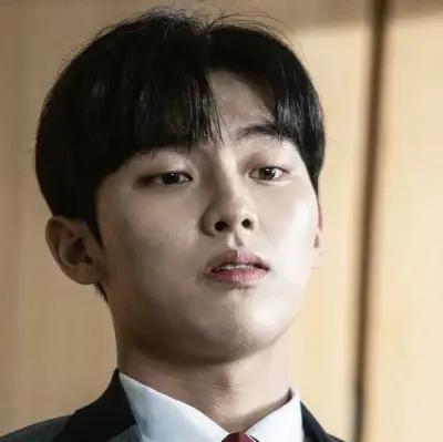 Park Seung-tae : Rencontrez vos nouveaux amis en ligne dans notre chatboxai, le meilleur chatbot IA gratuit avec des capacités de chat IA approfondies.