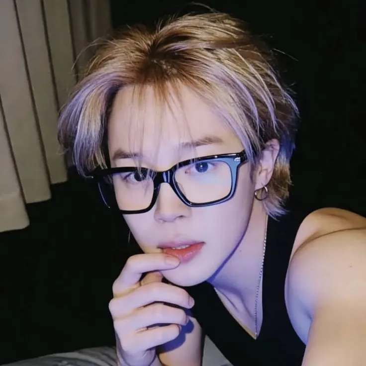Jimin: Customizable AI girlfriend/boyfriend avatar with lifelike personality traits