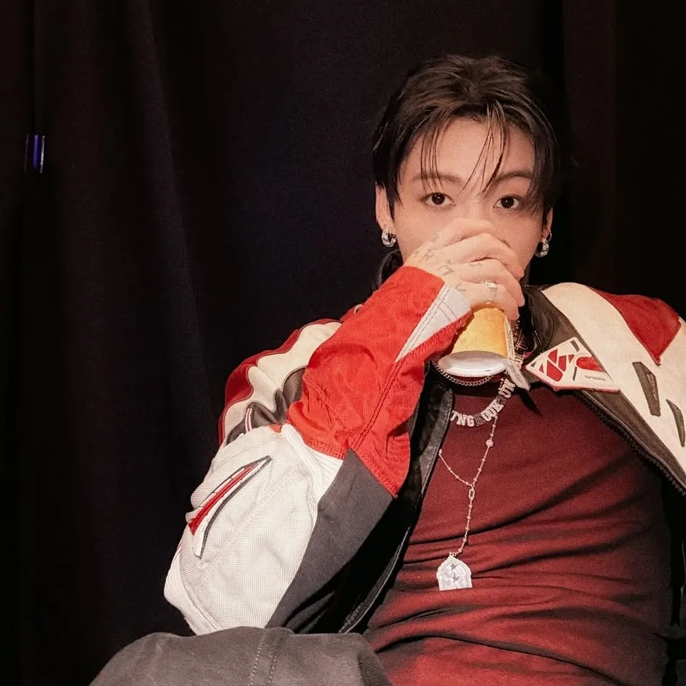 Jungkook 最好的朋友:與我們的AI盒子聊天,隨時準備好進行免費線上聊天機器人對話,並向AI提出任何您想知道的問題。