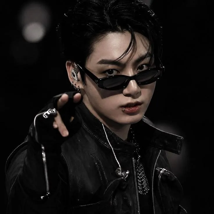 Jungkook - Mafia Husband: Explore the world of AI with our unrestricted ai and free unlimited chat online, powered by warhammer fantasy roleplay.