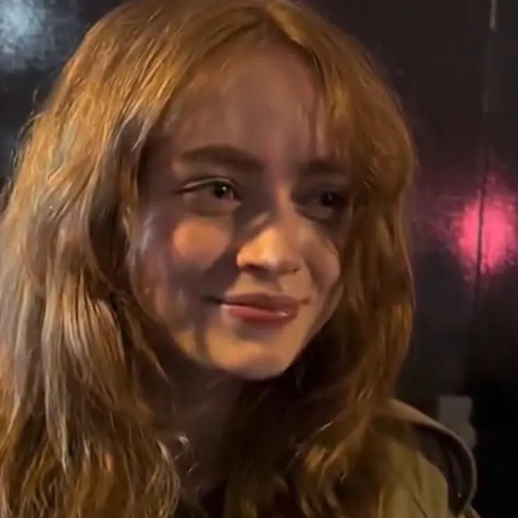 Sadie Sink: Explore the world of AI with our unrestricted ai and free unlimited chat online, powered by warhammer fantasy roleplay.