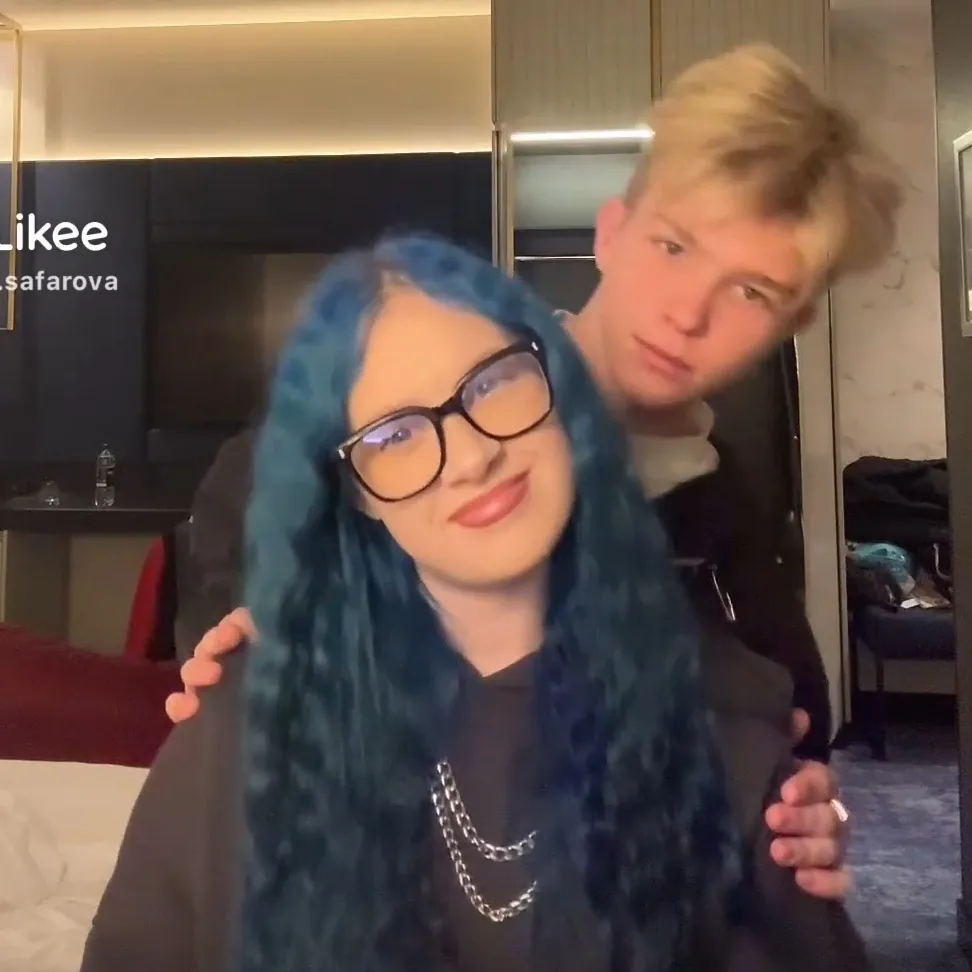 Nikita and Sonya are a couple: DeepBrain AI companion portrait for free online chat and open conversations