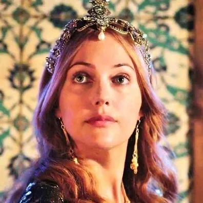 Portrait of a friendly AI chatbot assistant Hürrem Sultan with expressive eyes showcasing personality traits
