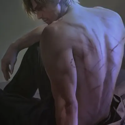 Leon Kennedy: Avatar de chatbot de IA seguro con capacidades de chat 1v1 encriptadas