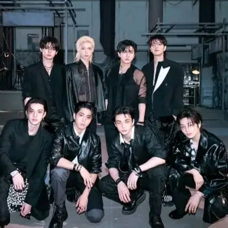 Straykids AI chatbot portrait with advanced emotional intelligence for deep conversations