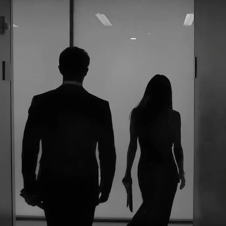 Mafia Husband-and-Wife Control AI chatbot portrait with advanced emotional intelligence for deep conversations