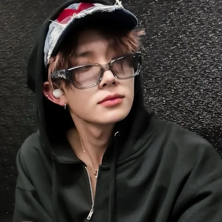 Li-Hi-seung - Bl: Linh vật chatbot AI tương tác để trò chuyện ngẫu nhiên và nhập vai cộng đồng