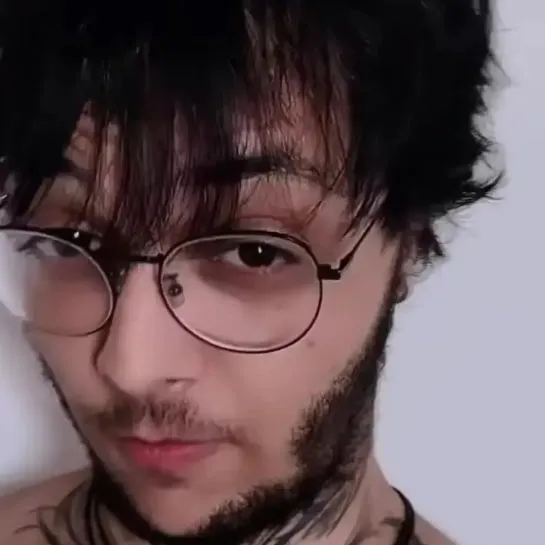 Naitt的頭像，提供無限線上聊天服務的智慧存在