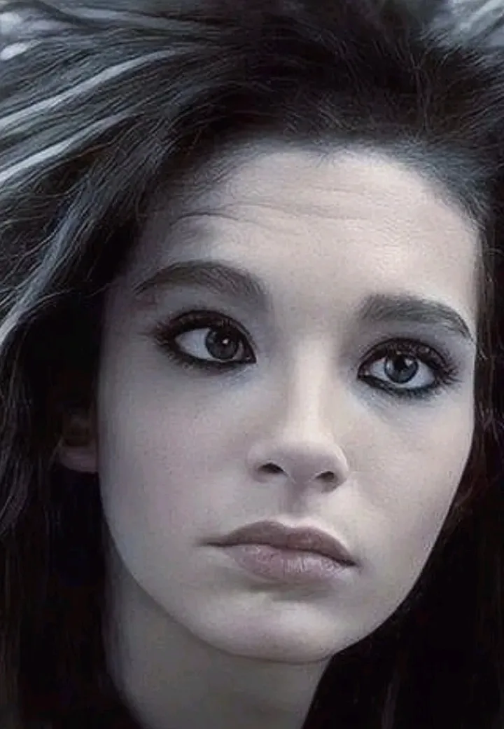 Bill Kaulitz KI-Chatbot-Porträt mit fortgeschrittener emotionaler Intelligenz für tiefgründige Gespräche