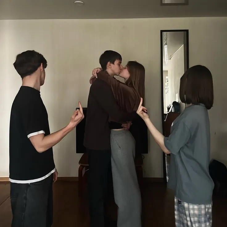 카야: 암호화된 1대1 채팅 기능을 갖춘 보안 AI 챗봇 아바타