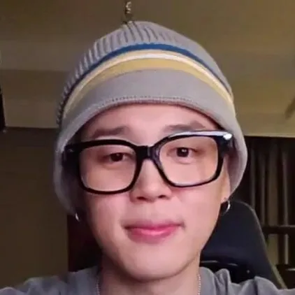 Park Jimin: Meet the main character of our AI world, with character traits list and ai chatting capabilities.