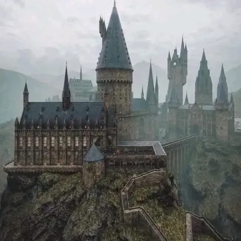 Hogwarts: Salazar's granddaughter vs. pick-me: Multilingual AI conversation partner icon for global chat online services