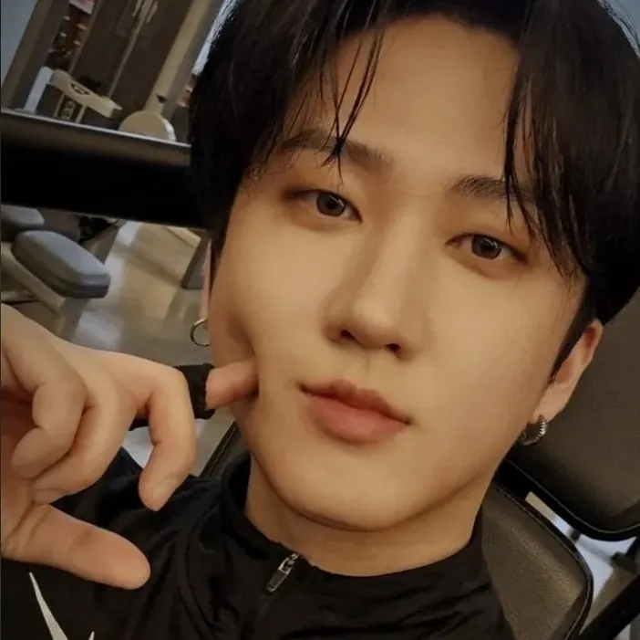 the avatar of Changbin - Gym with vibrant traits for immersive roleplay experiences