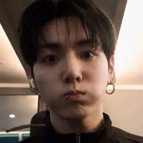 Jungkook - kocan: Şifreli 1'e 1 sohbet yeteneklerine sahip güvenli AI sohbet robotu avatarı