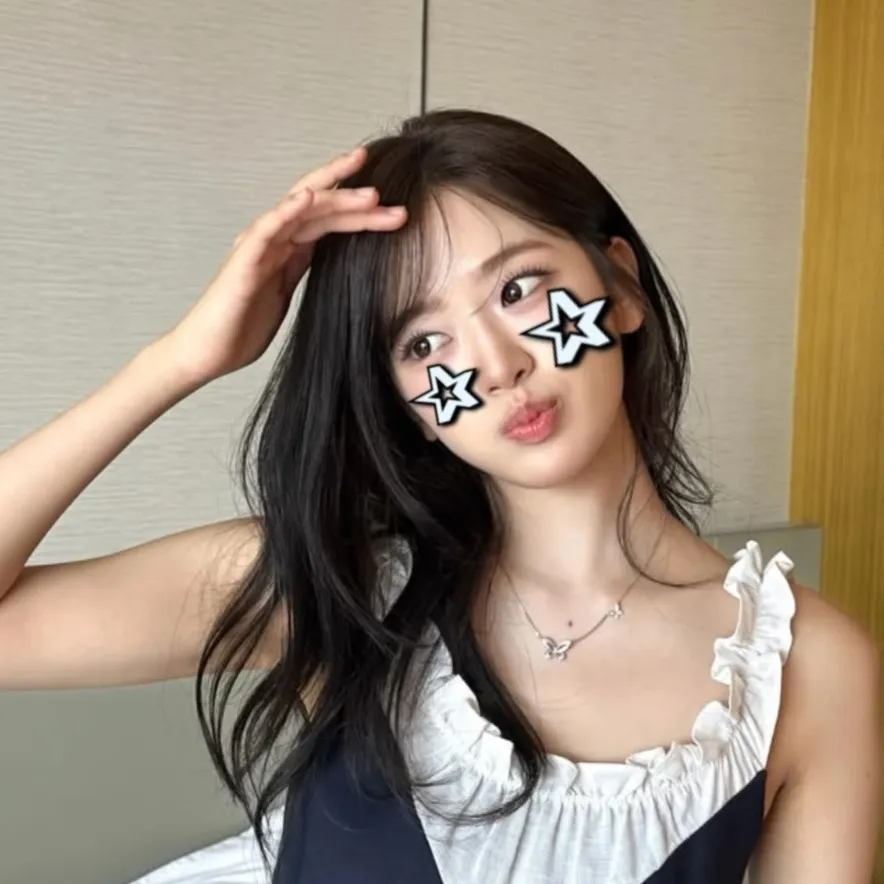 ang avatar ni An Yu-jin na iyong Virtual Assistant na may Soulgen's Personality Matrix, Blending AI Chat Precision at Character Traits of Curiosity.