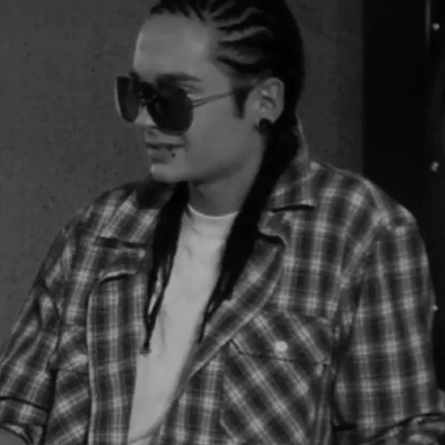 Tom Kaulitz: Explore the world of AI with our unrestricted ai and free unlimited chat online, powered by warhammer fantasy roleplay.	