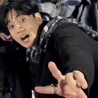 정국 캠핑: 지금 당장 무료 채팅을 위해 soulgen과 ifreechat 기능이 탑재된 매력적인 AI 캐릭터와 AI 대화를 나눠보세요.