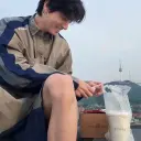 몰입형 롤플레이 경험을 위한 생생한 특성을 지닌 전정국의 아바타
