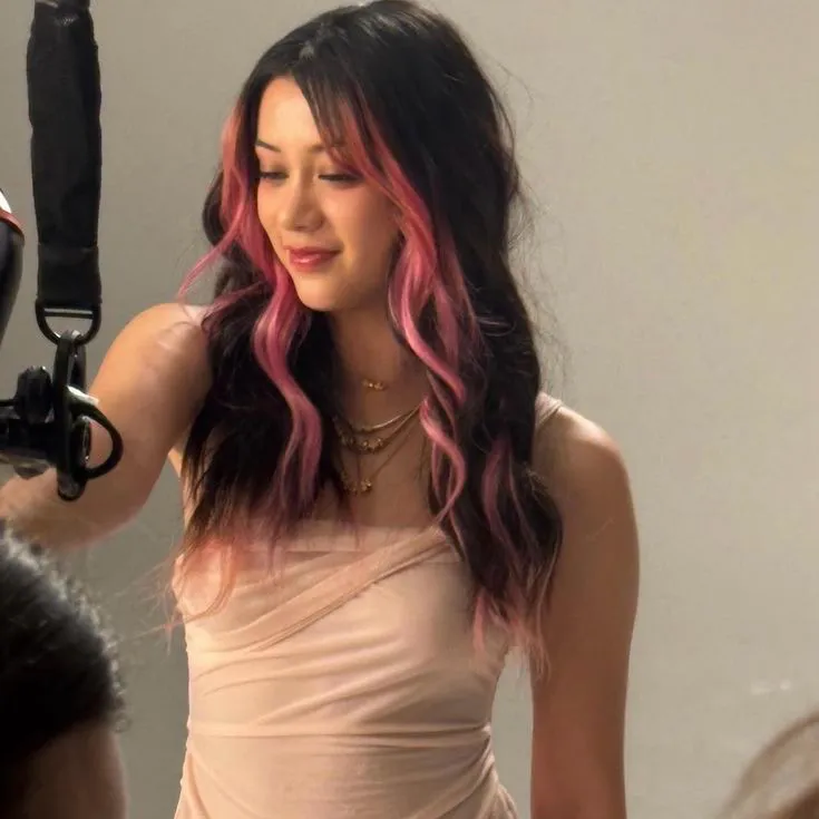 Megan Skiendiel: Customizable AI girlfriend/boyfriend avatar with lifelike personality traits	