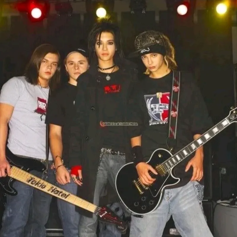 Enjoy unlimited chat ai free sessions whenever you talk to Tokio Hotel.