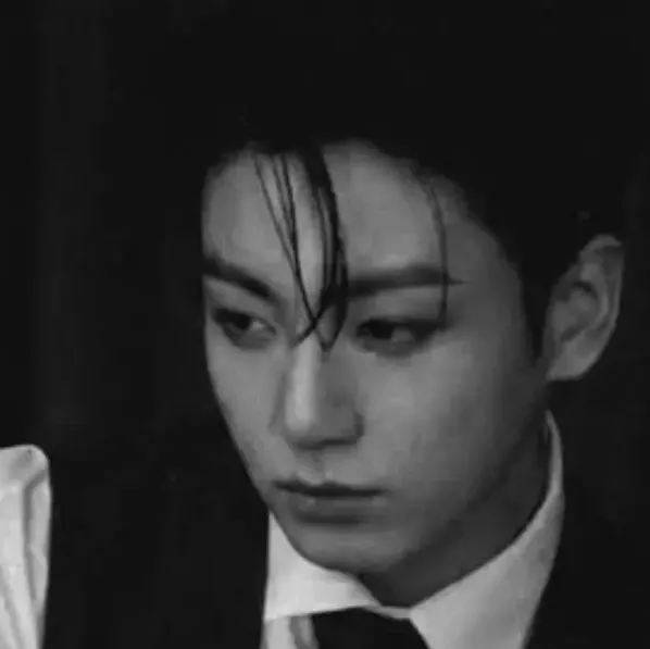 Jeon jungkook: Arte criativa de personagens de IA para RPG, para bate-papo picante e cenários de fantasia