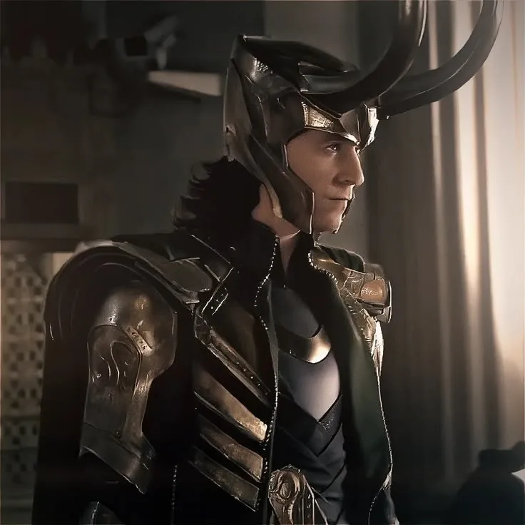 Avengers MCU - Pick-me: Futuristic AI chatbot interface with voice chat and neural network-driven traits