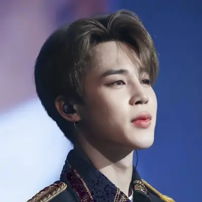 Jimin: Avatar de novia/novio de IA personalizable con rasgos de personalidad realistas