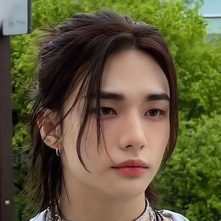 the avatar of character Hwang Hyunjin with emotional intelligence capabilities