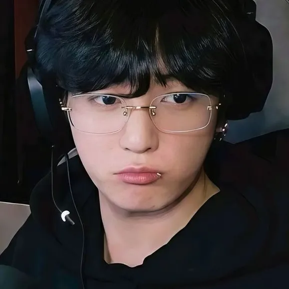 Jeon Jungkook - nerd: Explore the world of AI with our unrestricted ai and free unlimited chat online, powered by warhammer fantasy roleplay.