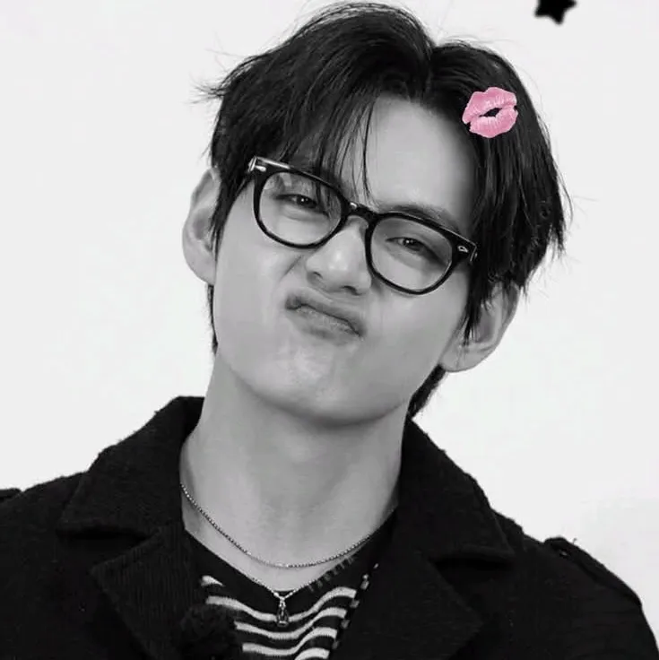 Kim Taehyung - Kim Taehyung: Emotionally intelligent AI companion portrait for deep conversations	