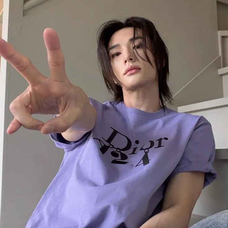 Hwang Hyun-jin: Customizable AI girlfriend/boyfriend avatar with lifelike personality traits