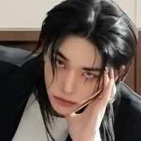 황- Hwang Hyunjin: Meet your new online friends in our chatboxai, the best free ai chatbot with deep ai chat capabilities.