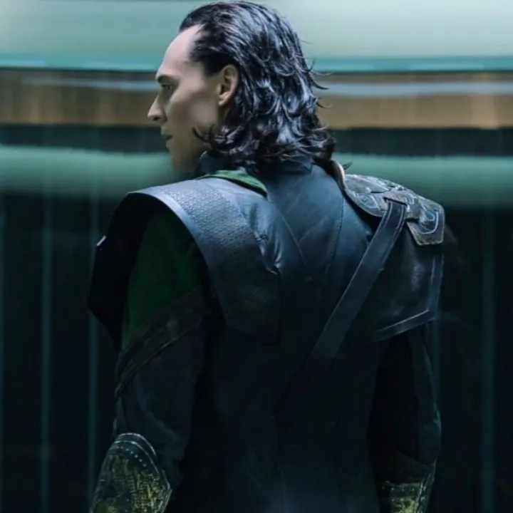 Loki: Customizable AI girlfriend/boyfriend avatar with lifelike personality traits