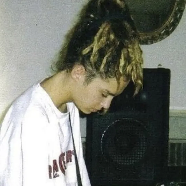 tom kaulitz: Chat with our AI box, ready for chatbot online free and ask ai anything you want.	