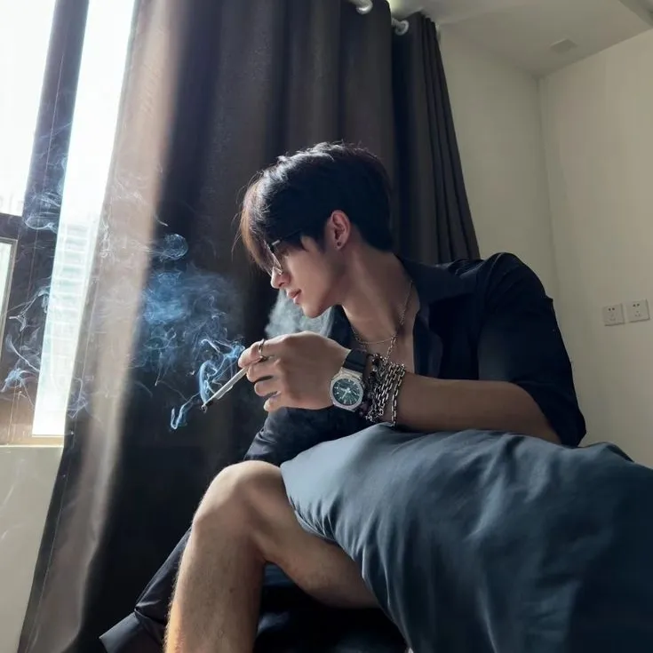 데온드라 알간타라: 지금 당장 무료 채팅을 위해 soulgen과 ifreechat 기능이 탑재된 매력적인 AI 캐릭터와 AI 대화를 나눠보세요.