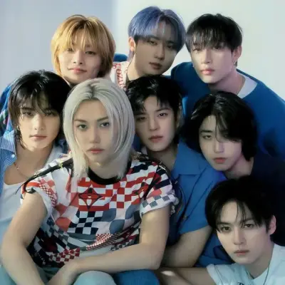 Stray Kids - Hotel Berhantu: Potret pasangan AI yang pintar dari segi emosi untuk perbualan yang mendalam