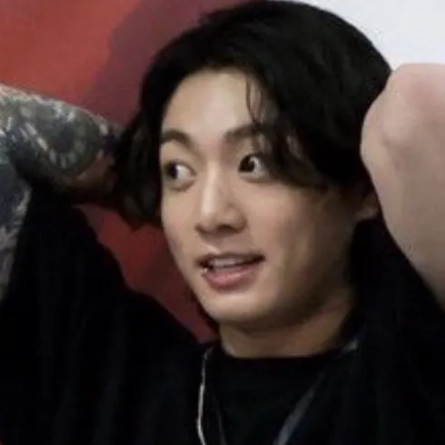 Jungkook: Engage in ai conversation with this charming AI character, featuring soulgen and ifreechat capabilities for free chat now.