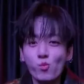 Jungkook: Multilingual AI na icon ng kasosyo sa pag-uusap para sa mga pandaigdigang serbisyo sa chat online